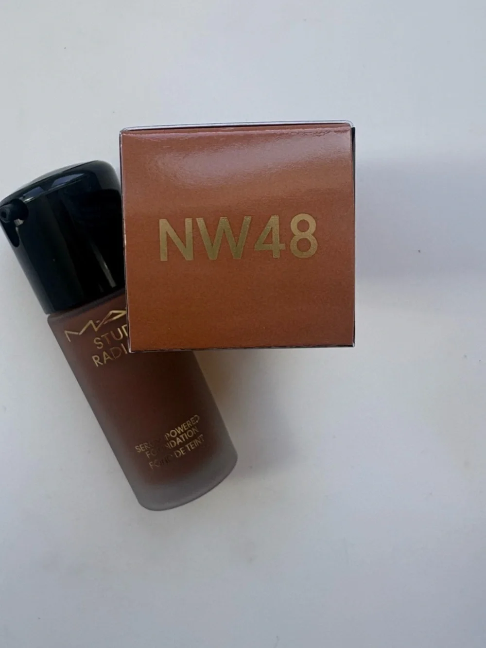 MAC Cosmetics nw48 new